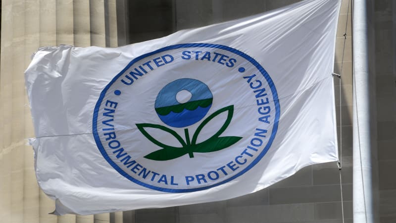 U.S. court tosses challenge to EPA's greenhouse gas 'endangerment finding'